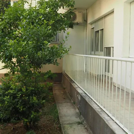 Little Cherry Apartment